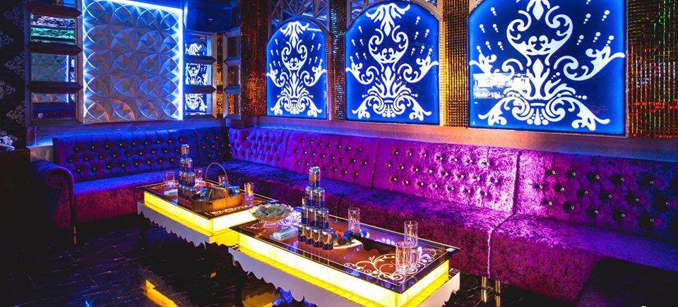 Hình các loại hộp đèn trang trí karaoke 6 Hình các loại hộp đèn trang trí karaoke 6